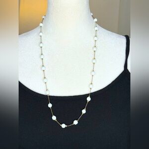 Vintage Milk Glass Bead Necklace Faceted White Glass Beads Gold Tone Classic